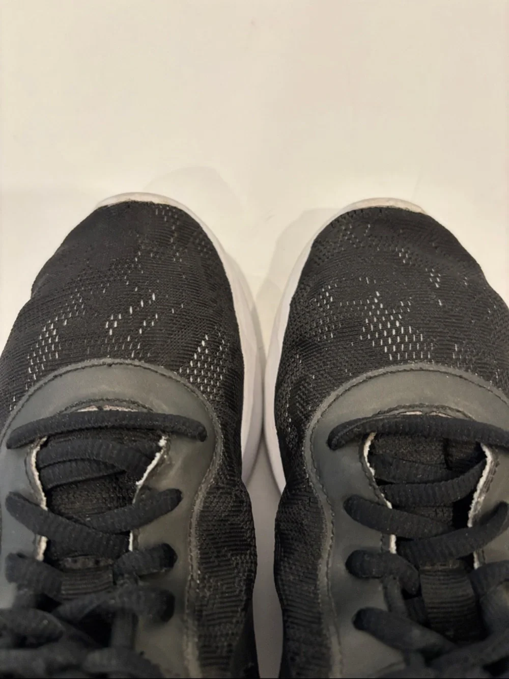 Nike Black Lace Sneakers with Pink Insoles - Picture 7 of 14